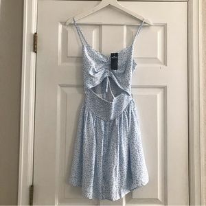 NWT Floral Hollister Jumper with cinched top